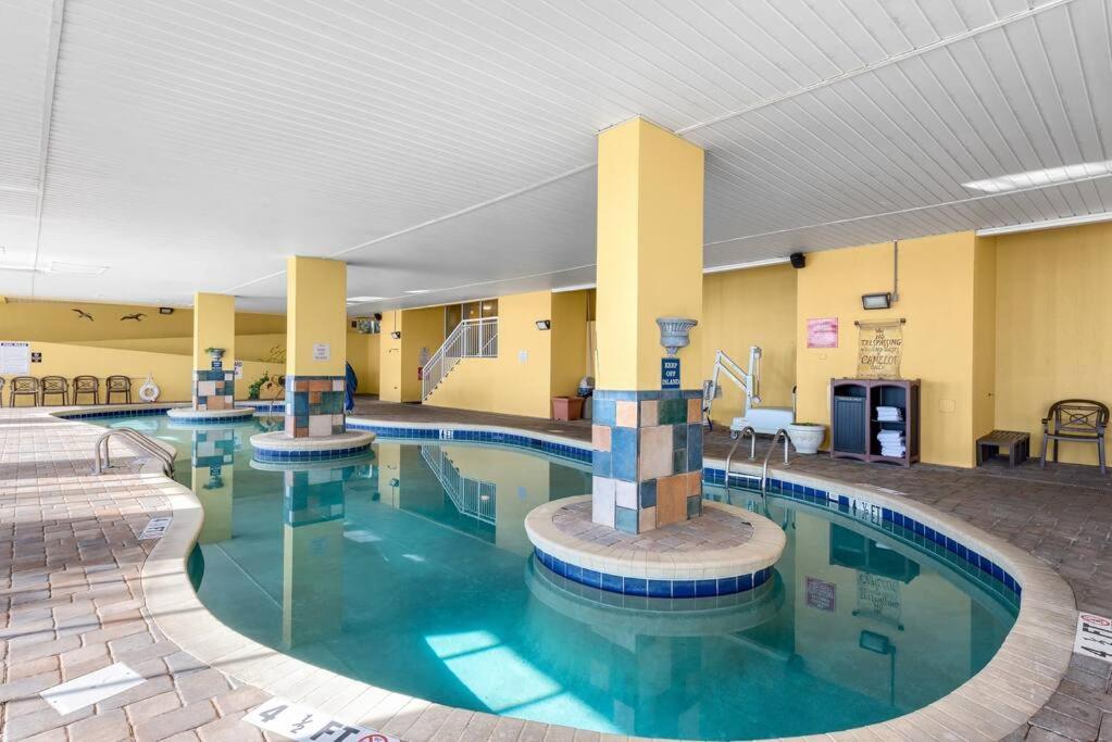 Oceanfront 2-Bedroom 2 Bathroom Condo On Cam 5Th Floor Myrtle Beach Exterior foto