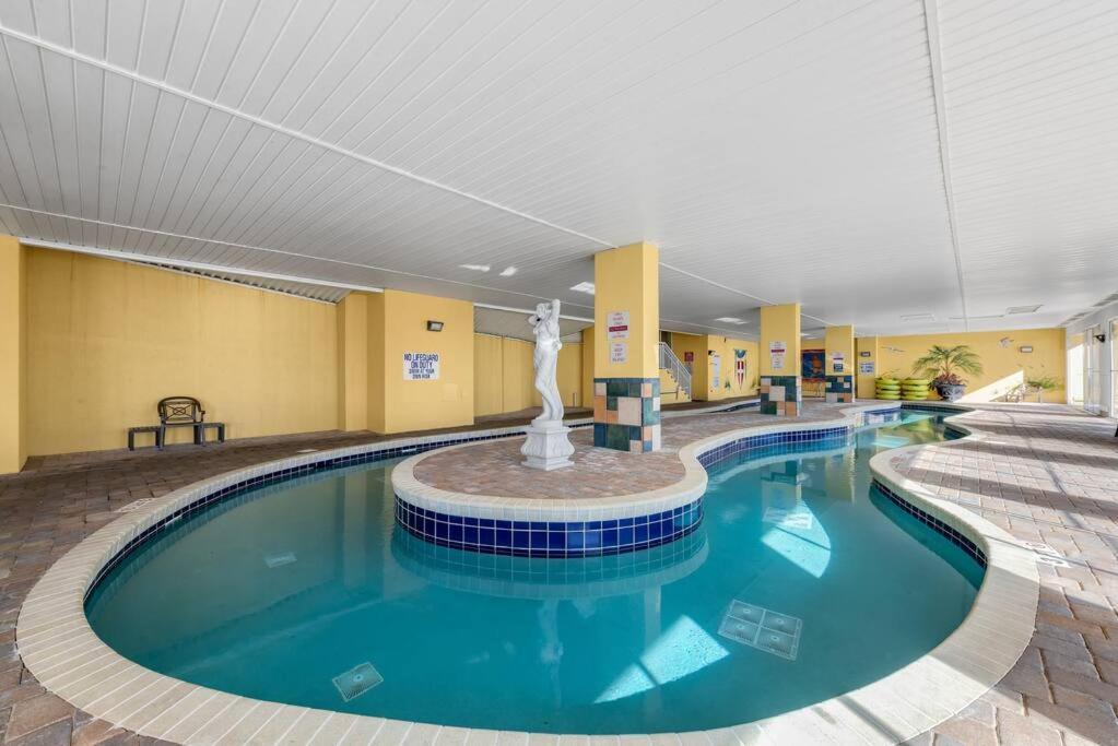 Oceanfront 2-Bedroom 2 Bathroom Condo On Cam 5Th Floor Myrtle Beach Exterior foto